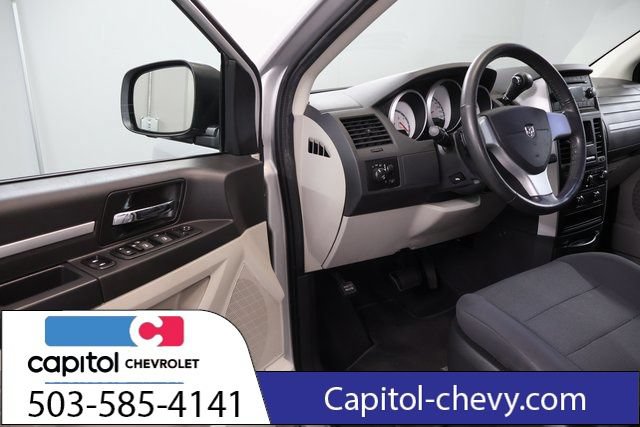 Used 2009 Dodge Grand Caravan SXT FWD image 10