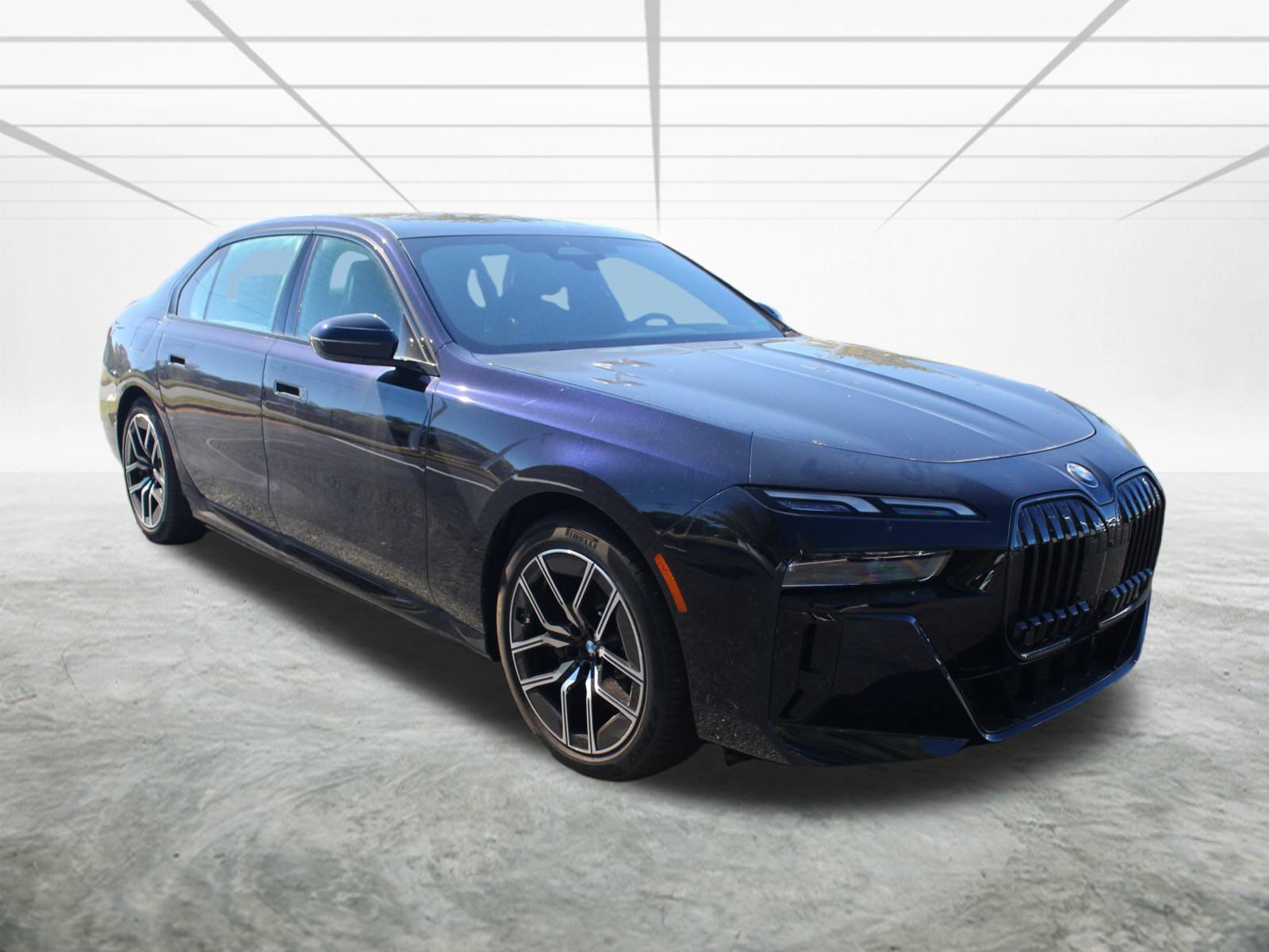 New 2025 BMW i7 xDrive60 w/ Premium Package