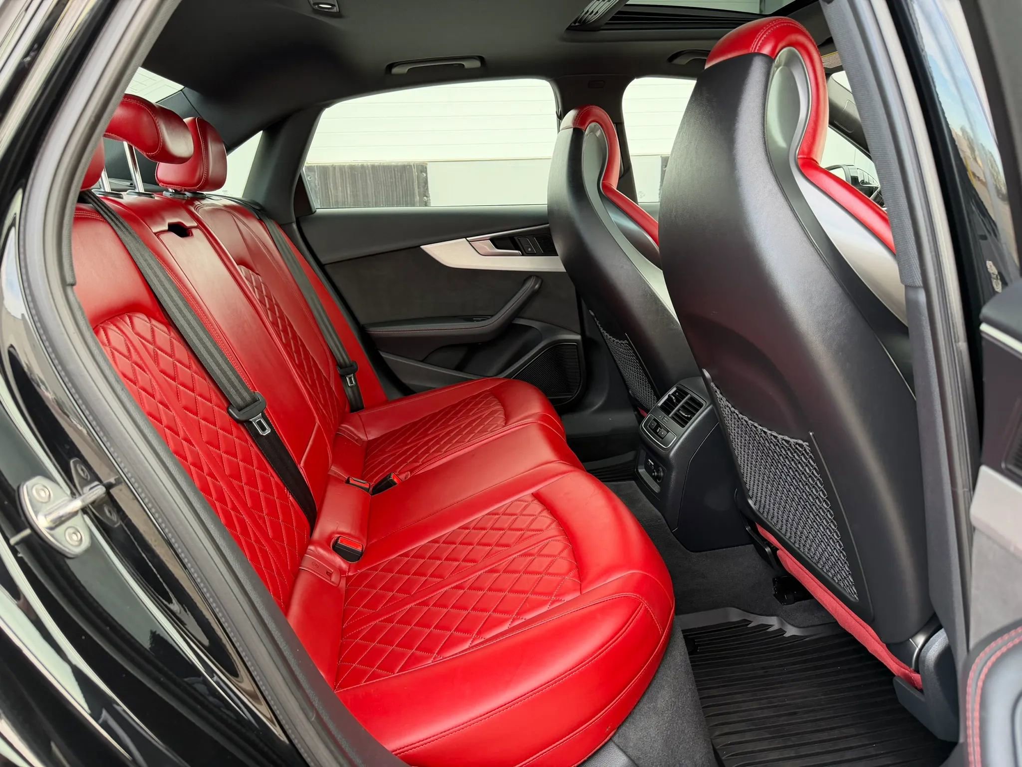 Used 2019 Audi S4 Premium Plus w/ Premium Plus Package image 12