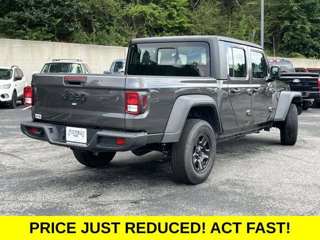 Used 2023 Jeep Gladiator Sport AWD/4WD image 3