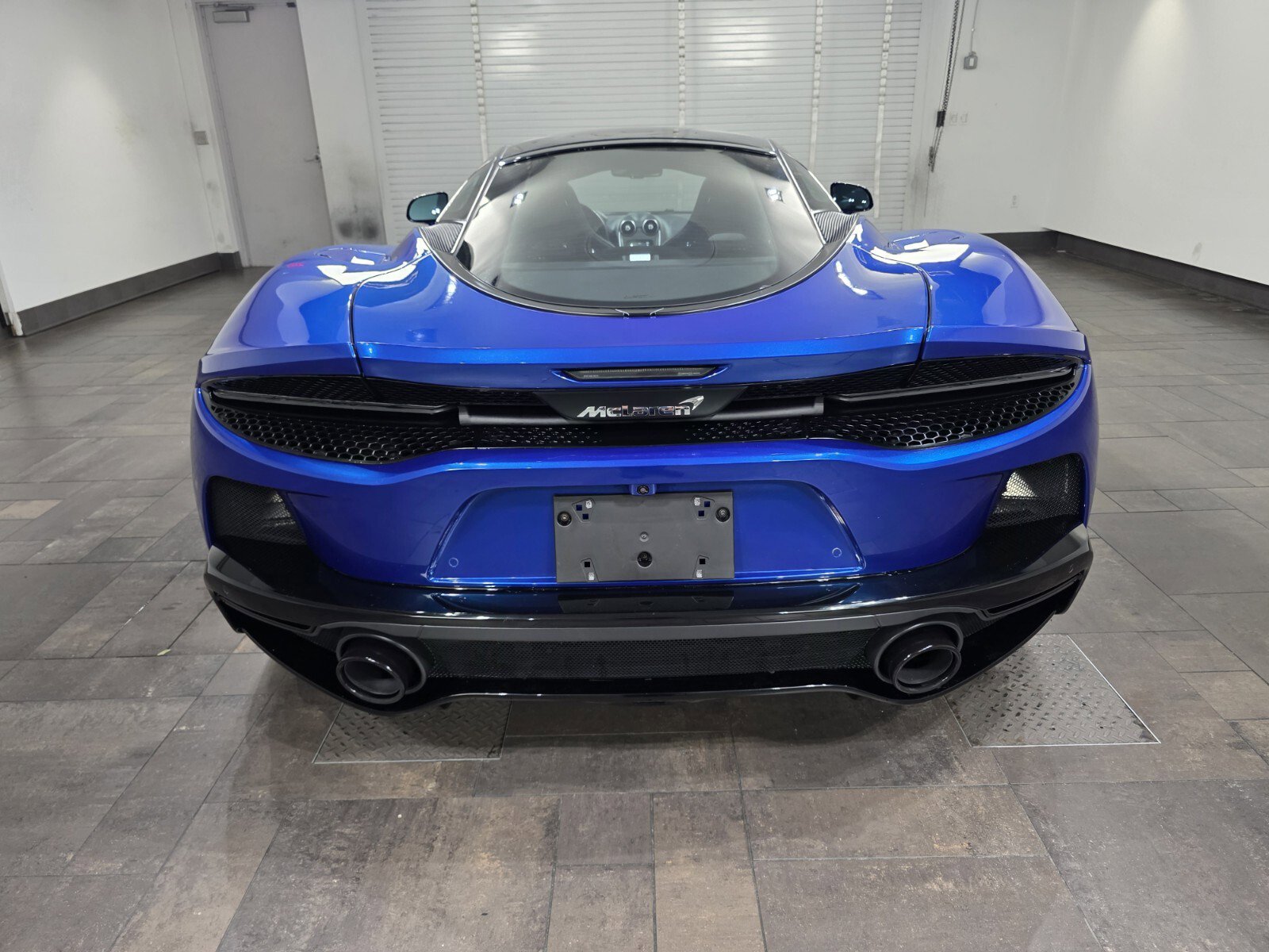 Used 2023 McLaren GT image 5
