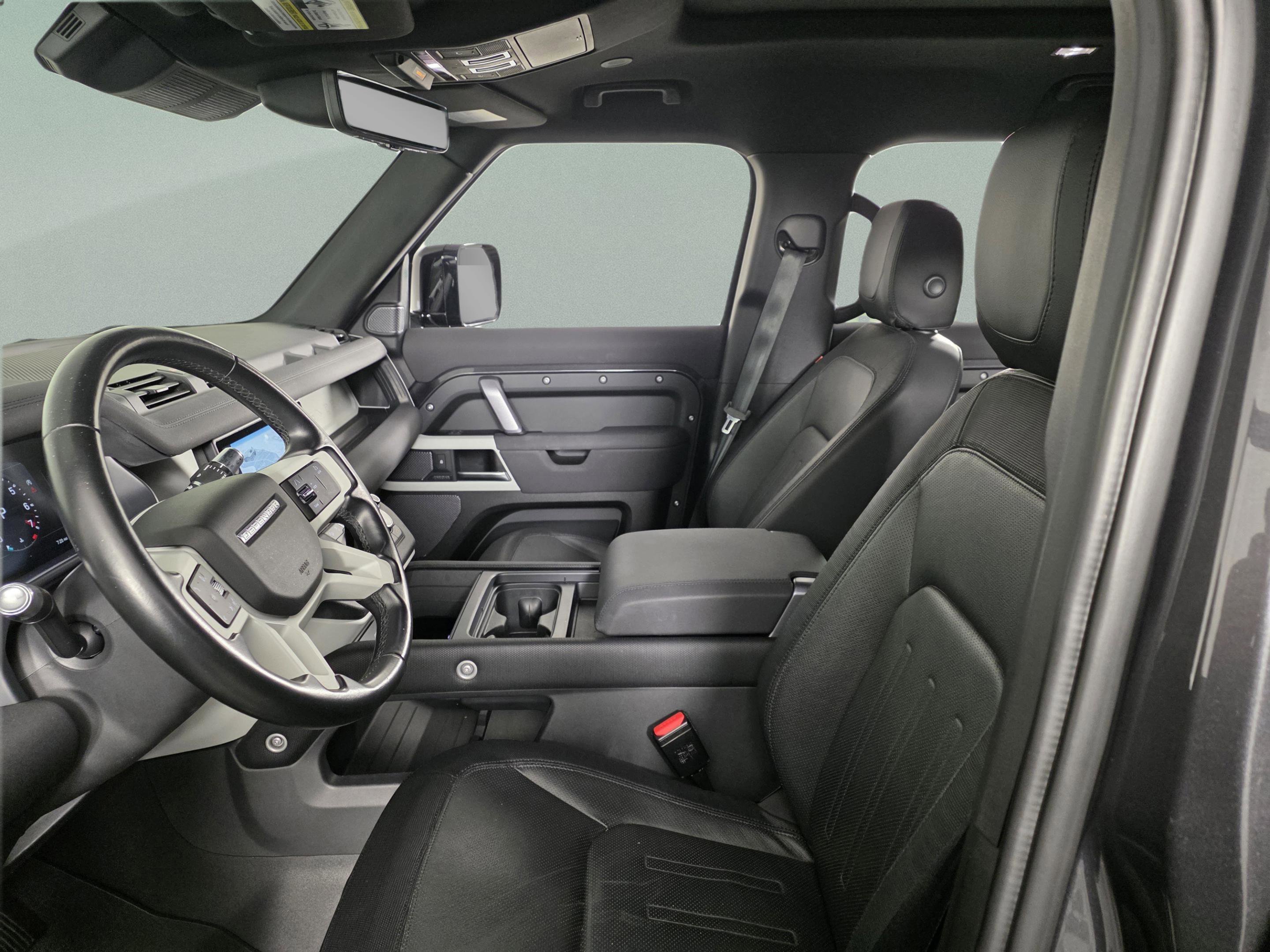 Used 2022 Land Rover Defender 110 X-Dynamic SE image 11