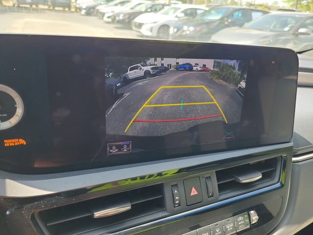 Used 2022 Lexus ES 300h F Sport FWD image 19