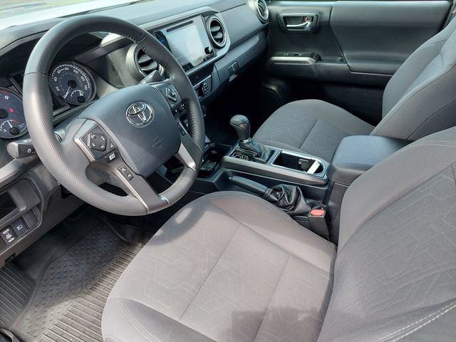 Used 2019 Toyota Tacoma TRD Off-Road w/ Technology Package AWD/4WD image 17