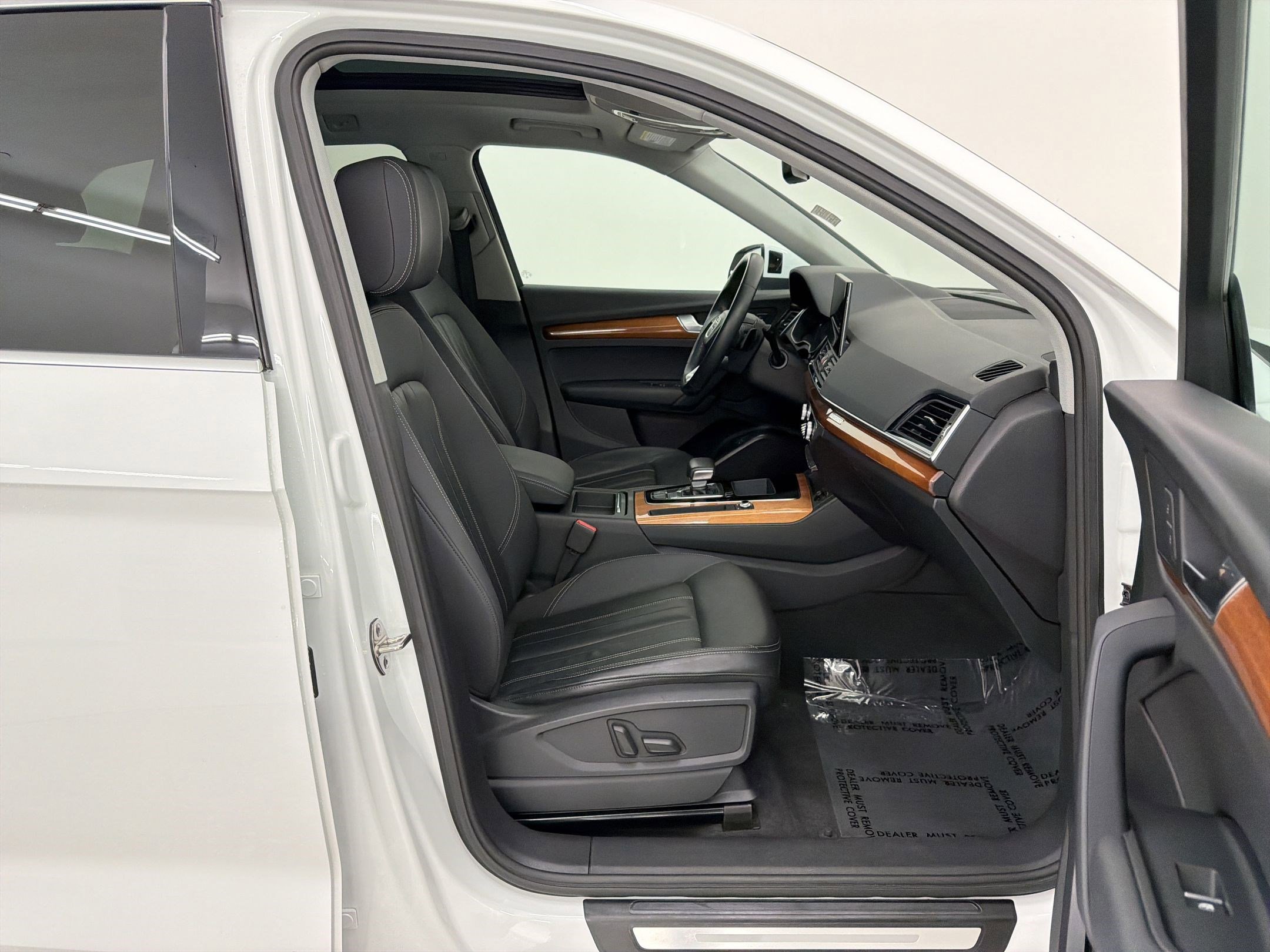 Used 2021 Audi Q5 2.0T Premium w/ Convenience Package AWD/4WD image 27