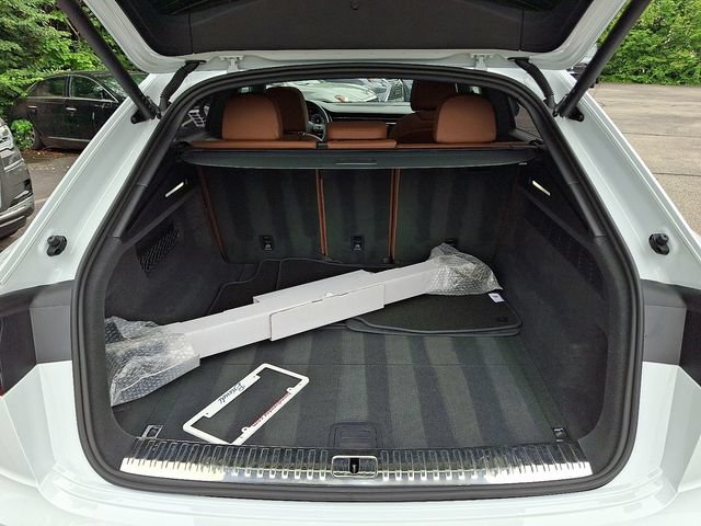Used 2025 Audi Q8 Premium Plus AWD/4WD image 27