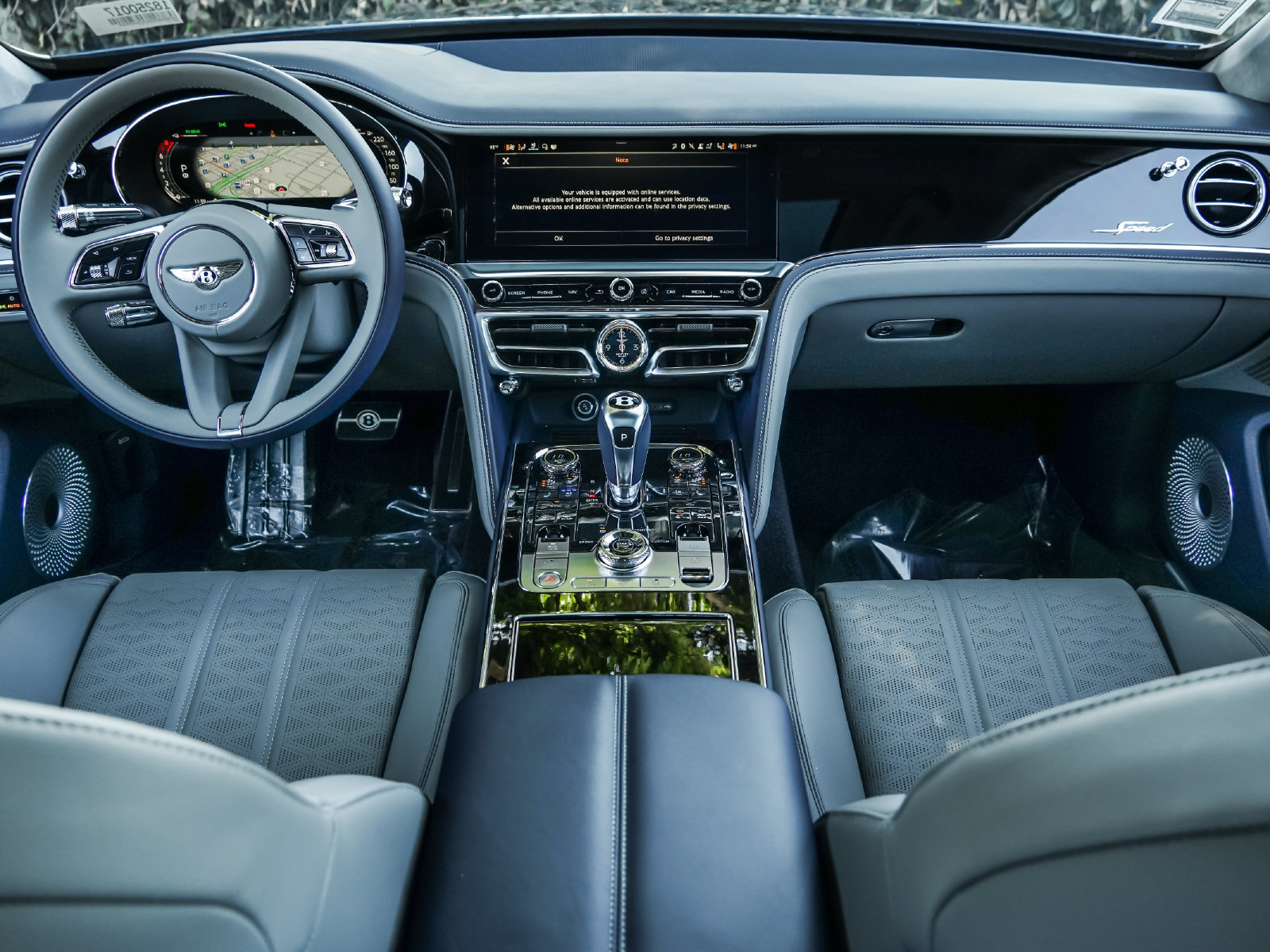 New 2025 Bentley Flying Spur Plug-In Hybrid AWD/4WD image 12