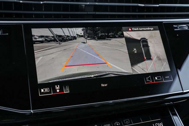 Used 2025 Audi Q7 3.0T Premium Plus image 11