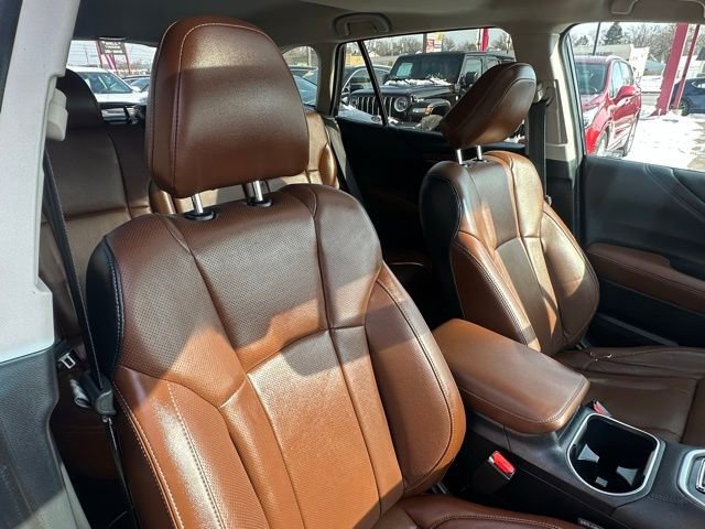 Used 2020 Subaru Outback Touring w/ Popular Package #2 image 29