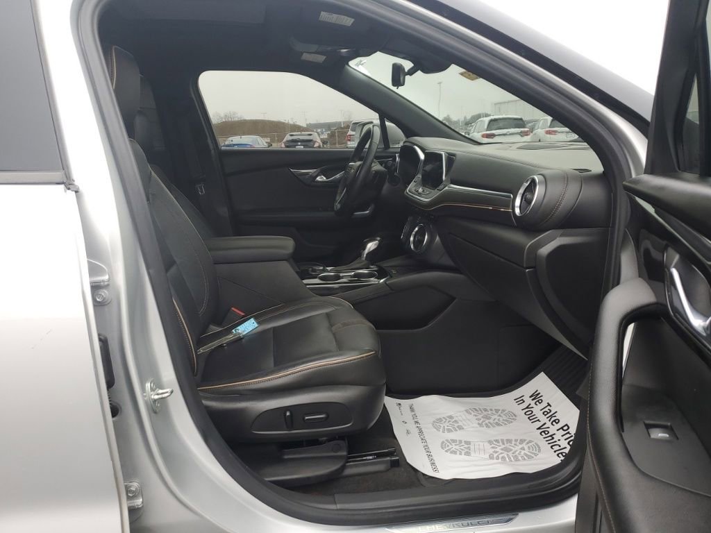Used 2020 Chevrolet Blazer Premier w/ Driver Confidence II Package image 22