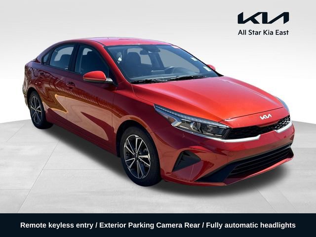 Used 2022 Kia Forte LXS image 1