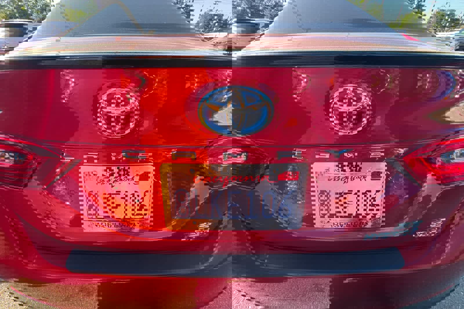 Used 2019 Toyota Camry SE w/ Sunroof Package image 19