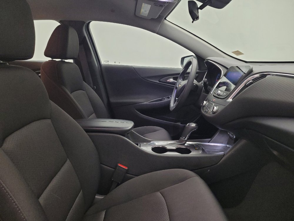 Used 2019 Chevrolet Malibu LT w/ Driver Confidence Package II image 21