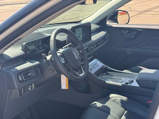 New 2026 Lincoln Aviator AWD image 9