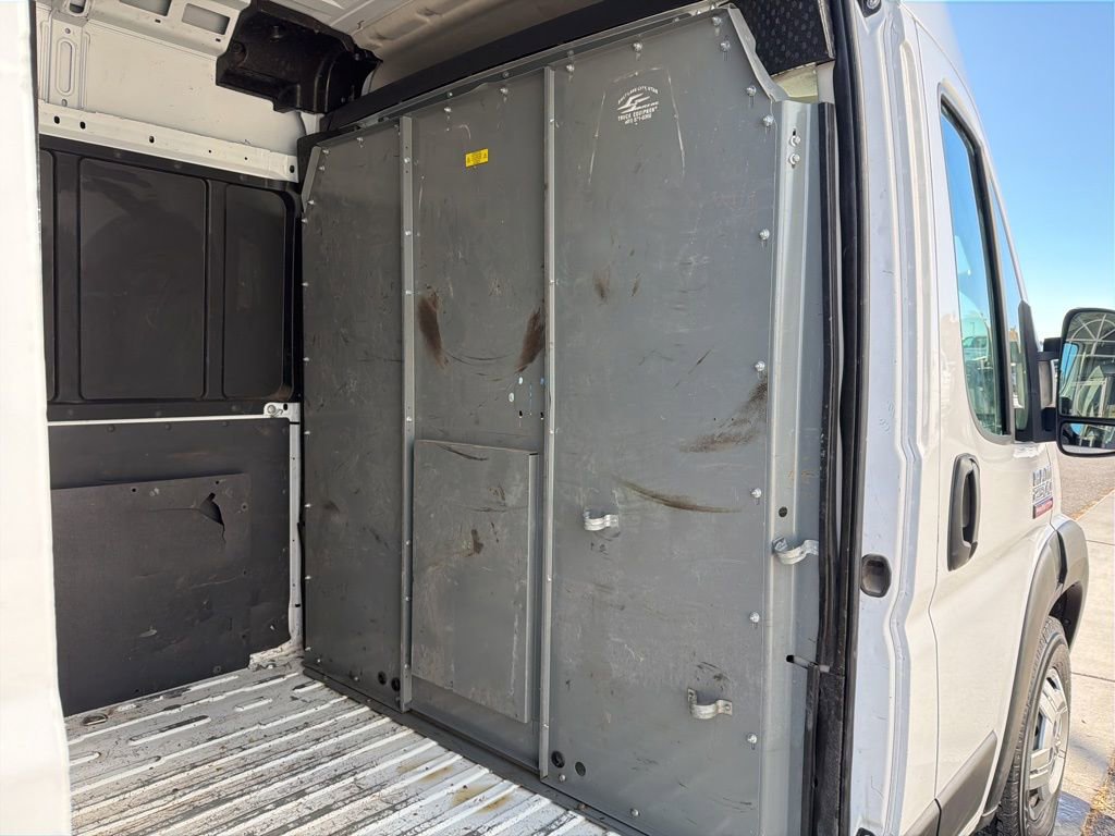 Used 2019 RAM ProMaster 2500 w/ Interior Convenience Group image 31