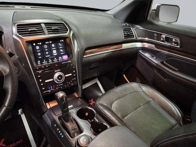 Used 2017 Ford Explorer Limited w/ Equipment Group 301A image 46