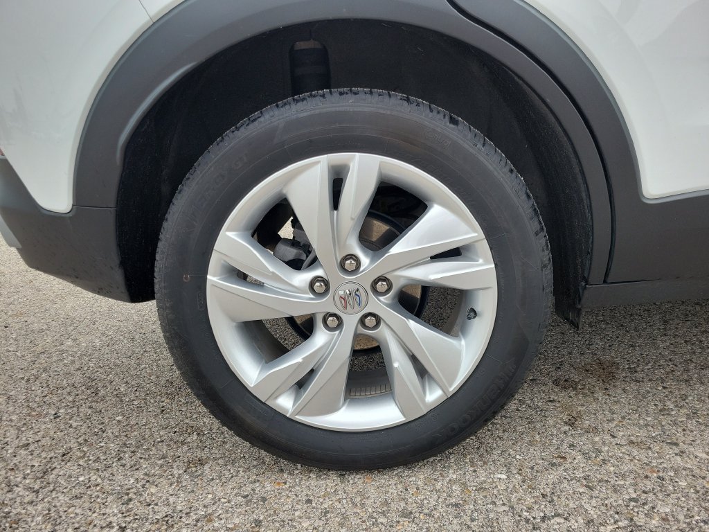 Certified 2024 Buick Encore GX Preferred AWD/4WD image 5