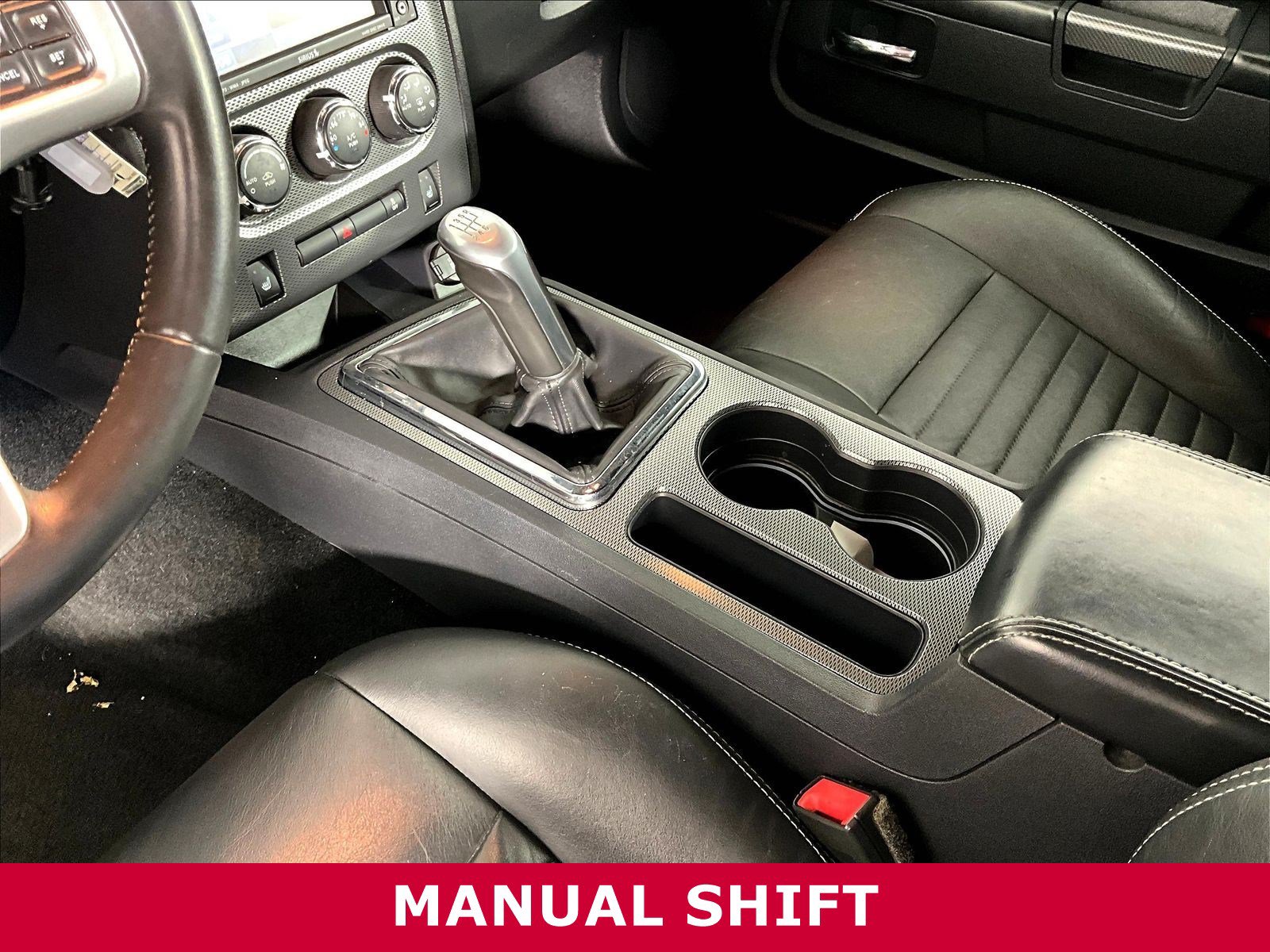 Used 2013 Dodge Challenger R/T RWD image 16