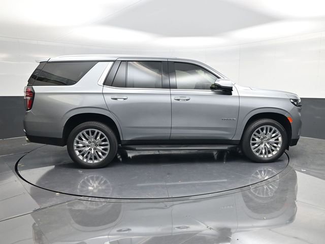 Used 2024 Chevrolet Tahoe Premier w/ Premium Package AWD/4WD image 2