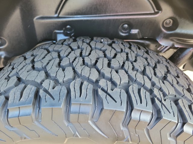 Used 2023 Jeep Wrangler Unlimited Rubicon w/ Xtreme 35 Tire Package image 10