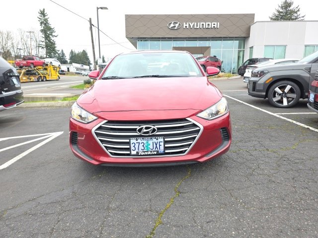 Used 2017 Hyundai Elantra SE image 4