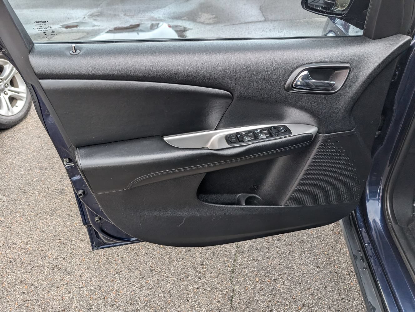 Used 2018 Dodge Journey SE FWD image 11