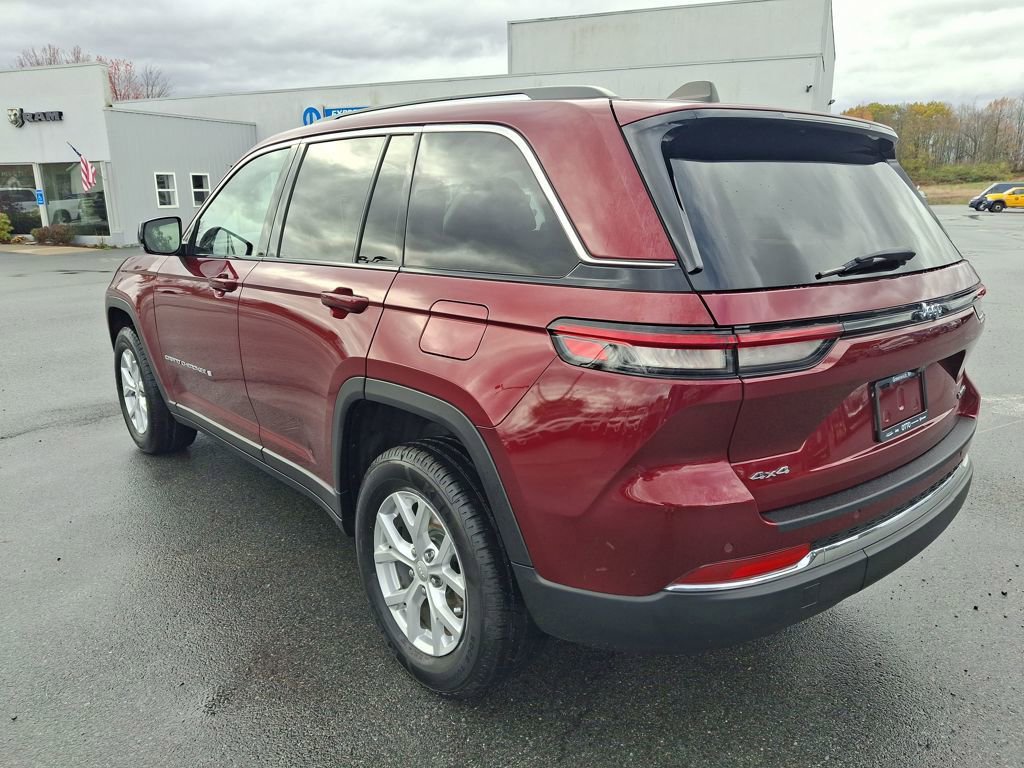 Used 2023 Jeep Grand Cherokee Limited image 5
