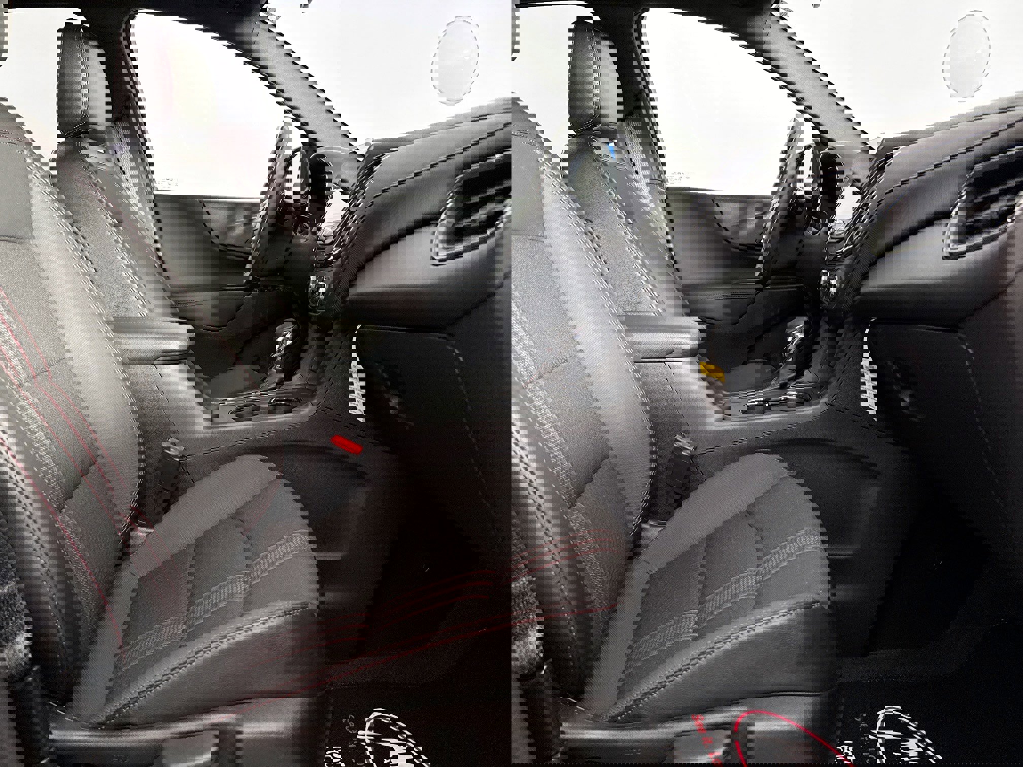 Used 2024 Chevrolet Equinox RS image 30