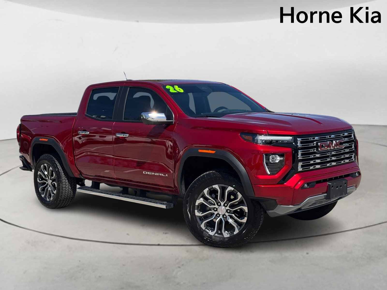 Used 2026 GMC Canyon Denali image 2