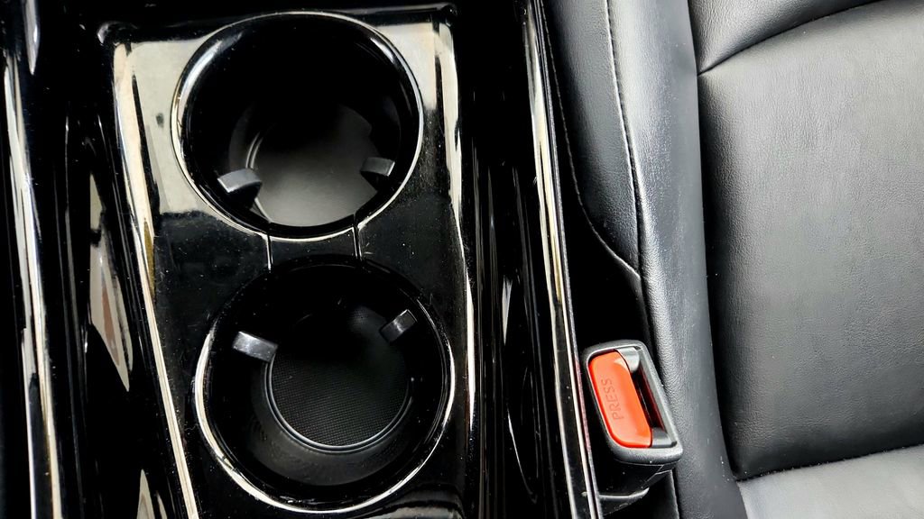 Certified 2018 Toyota Prius Prime Premium FWD image 34