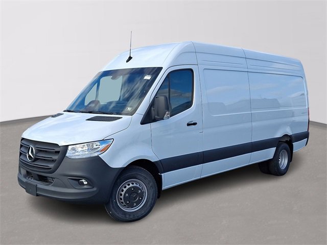 New 2025 Mercedes-Benz Sprinter 4500