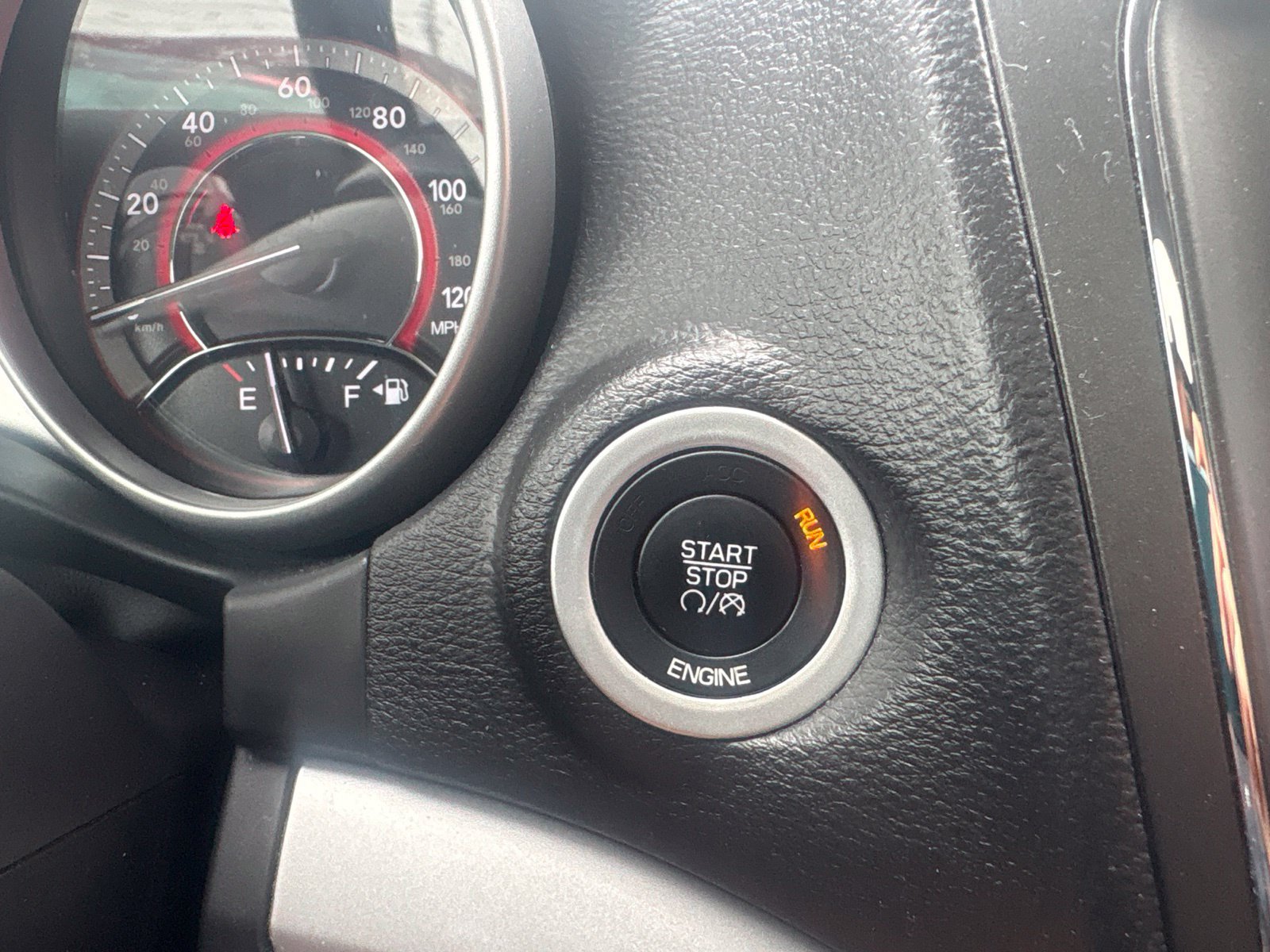 Used 2016 Dodge Journey R/T FWD image 32