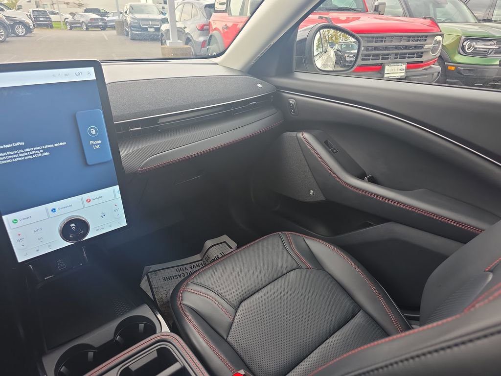 Certified 2025 Ford Mustang Mach-E Premium w/ Sport Appearance Package AWD/4WD image 24