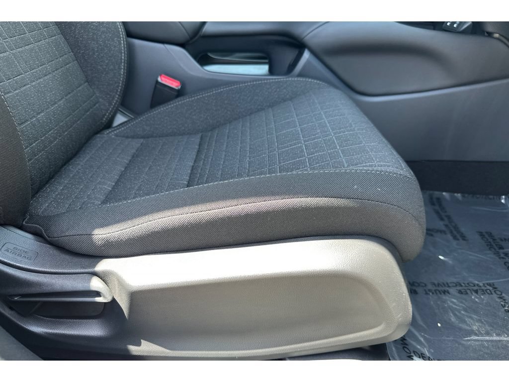 Used 2027 Honda HR-V LX image 23