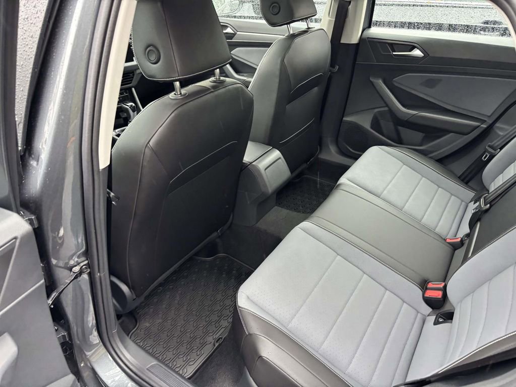 New 2026 Volkswagen Jetta SE image 28