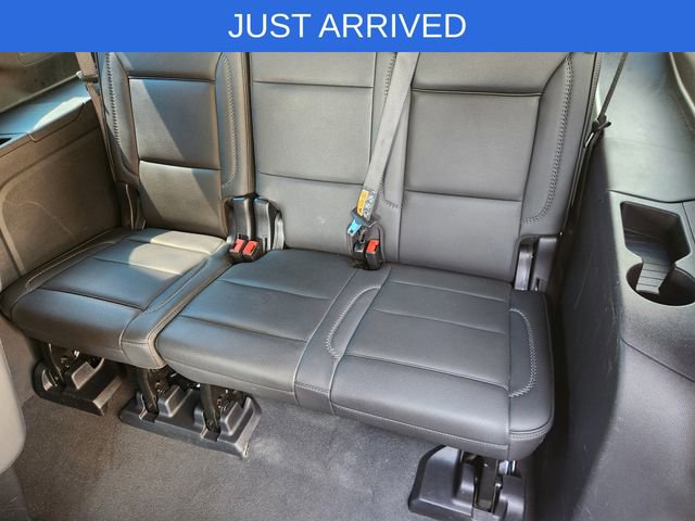 Used 2025 GMC Yukon XL Denali AWD/4WD image 33