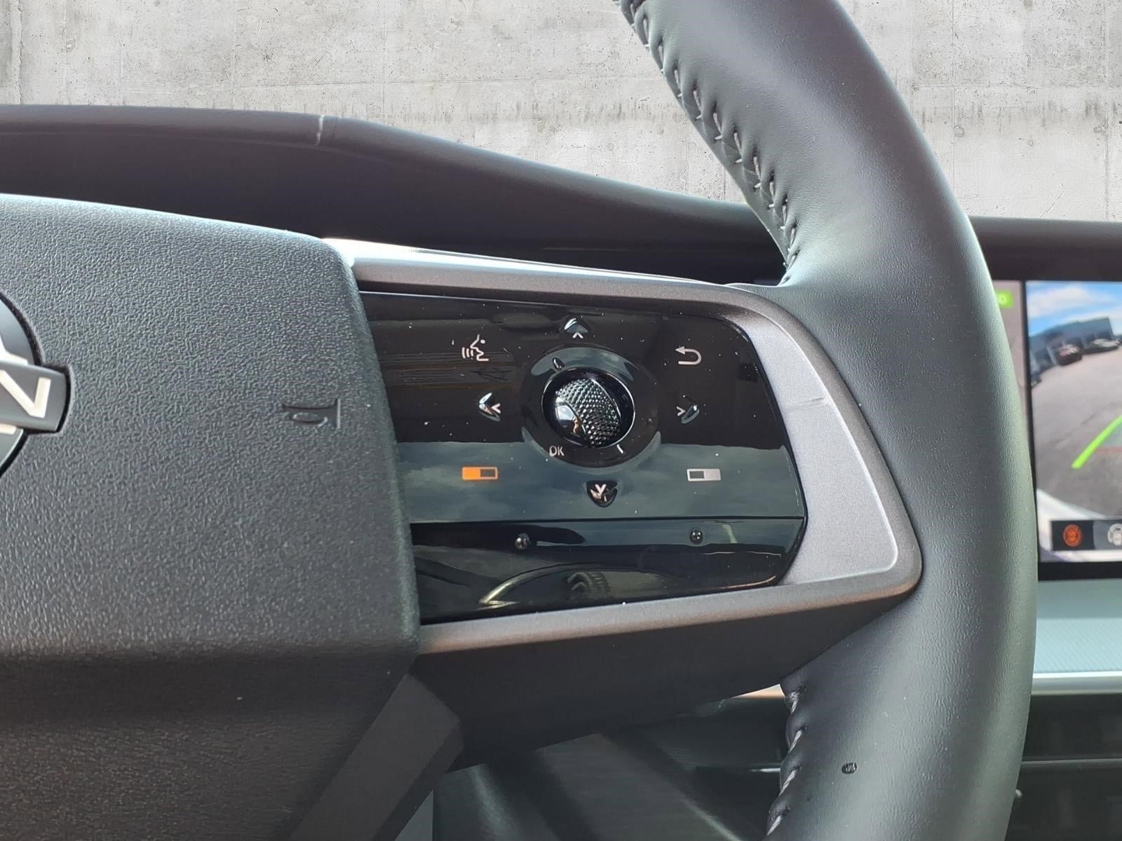 Used 2025 Nissan Murano SL w/ Cargo Package AWD/4WD image 22