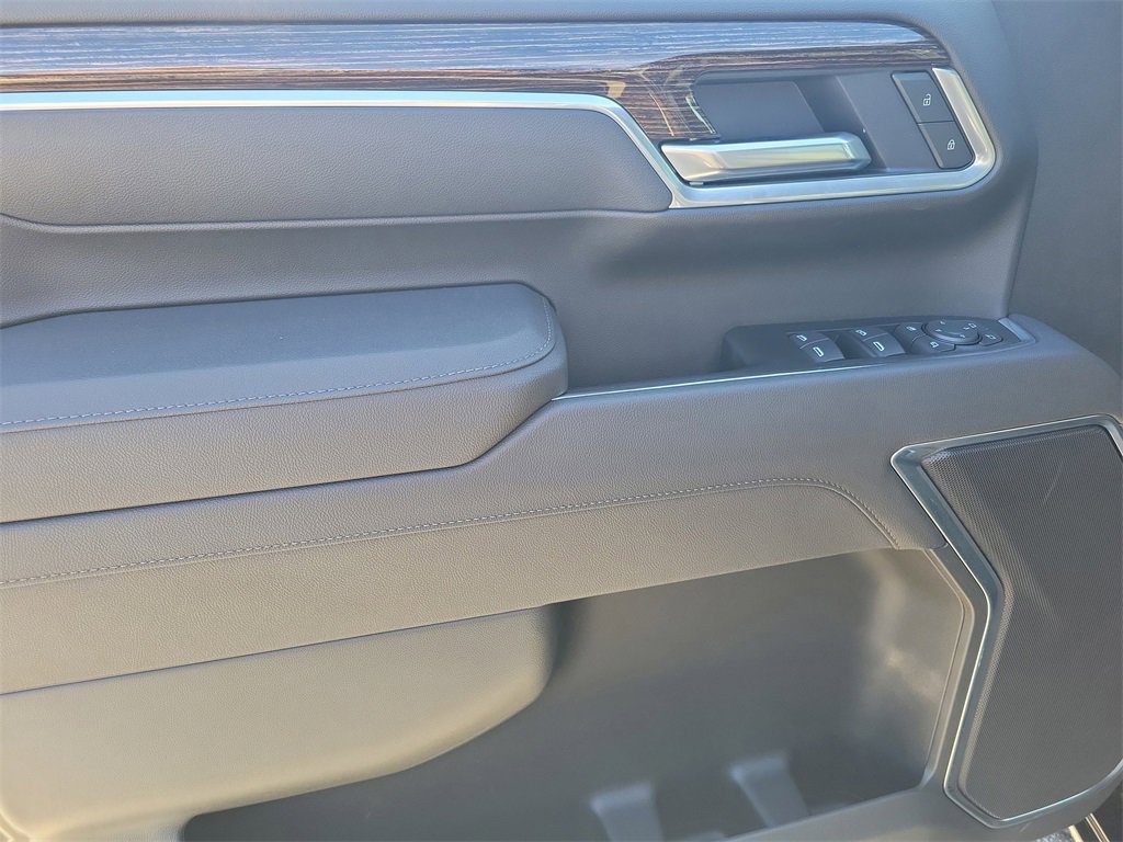 New 2026 GMC Sierra 2500 SLE w/ SLE Value Package; image 23