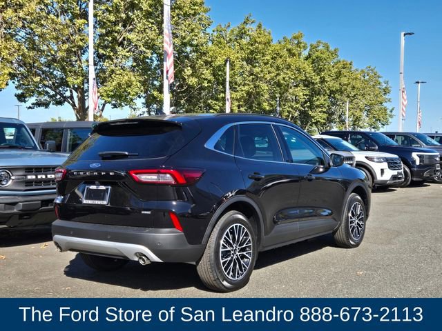 New 2025 Ford Escape SE image 8