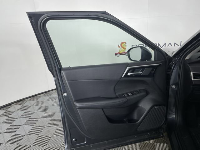 Used 2025 Mitsubishi Outlander SE image 33