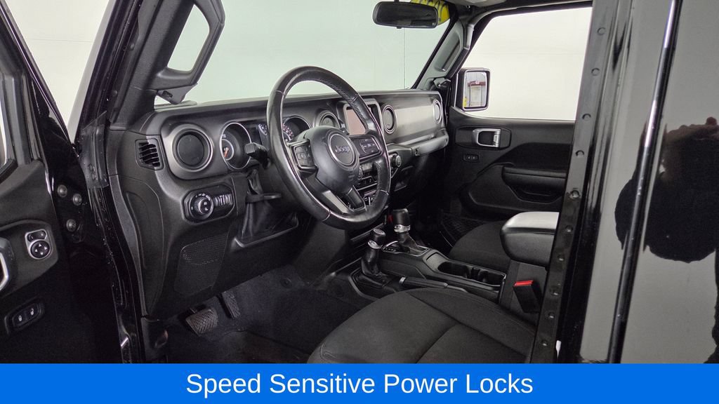 Used 2022 Jeep Gladiator Mojave AWD/4WD image 13