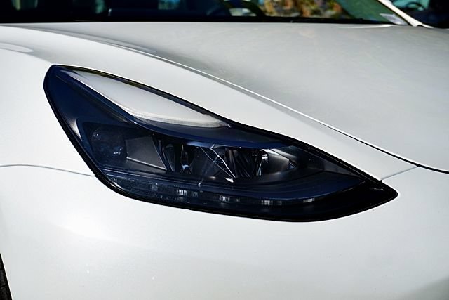 Used 2023 Tesla Model 3 Standard Range RWD image 5