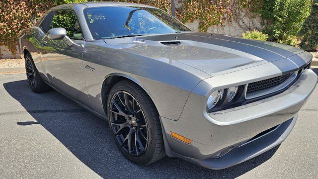 Used 2012 Dodge Challenger R/T RWD image 3