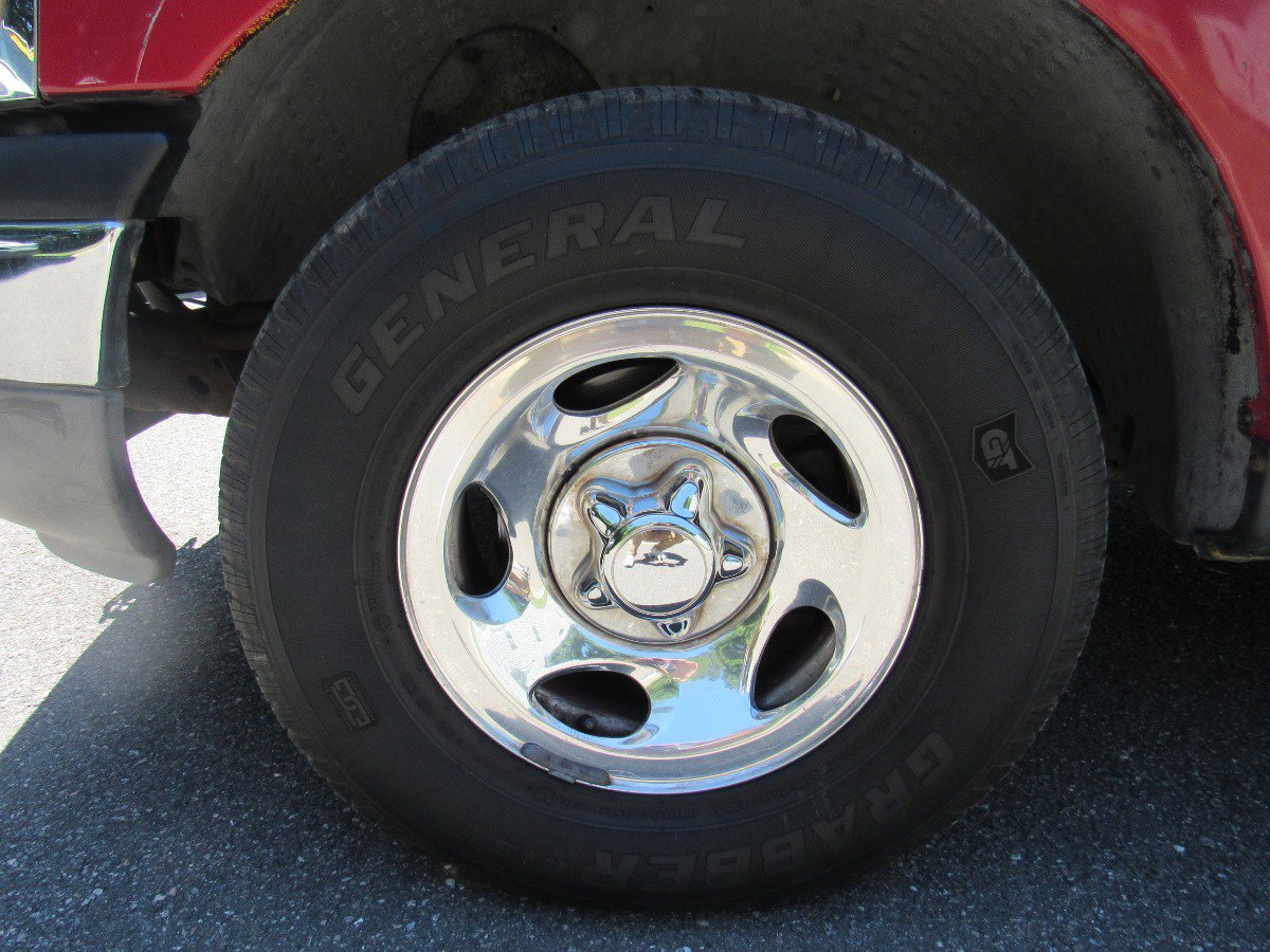 Used 2002 Ford F150 XLT RWD image 11