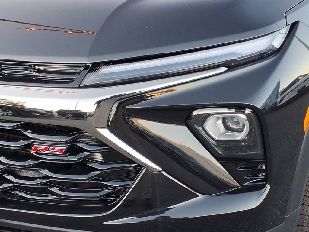 New 2026 Chevrolet TrailBlazer RS w/ Convenience Package AWD/4WD image 8
