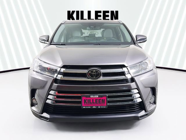 Used 2017 Toyota Highlander Limited image 2