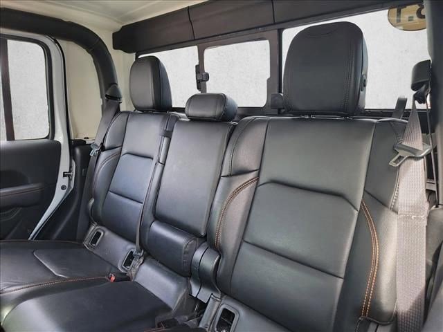 Used 2020 Jeep Gladiator Mojave image 14