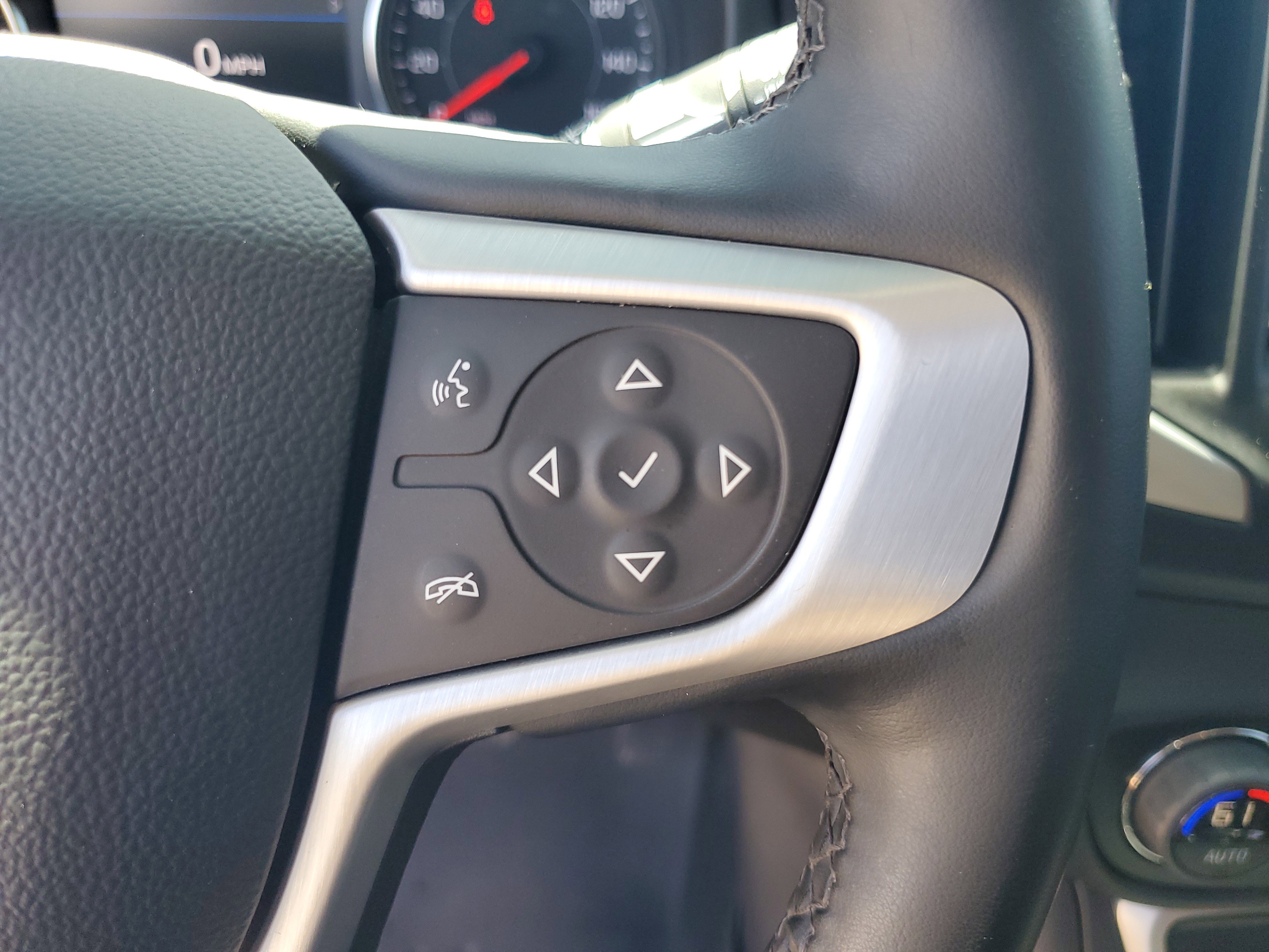 Used 2023 GMC Terrain SLT AWD/4WD image 20