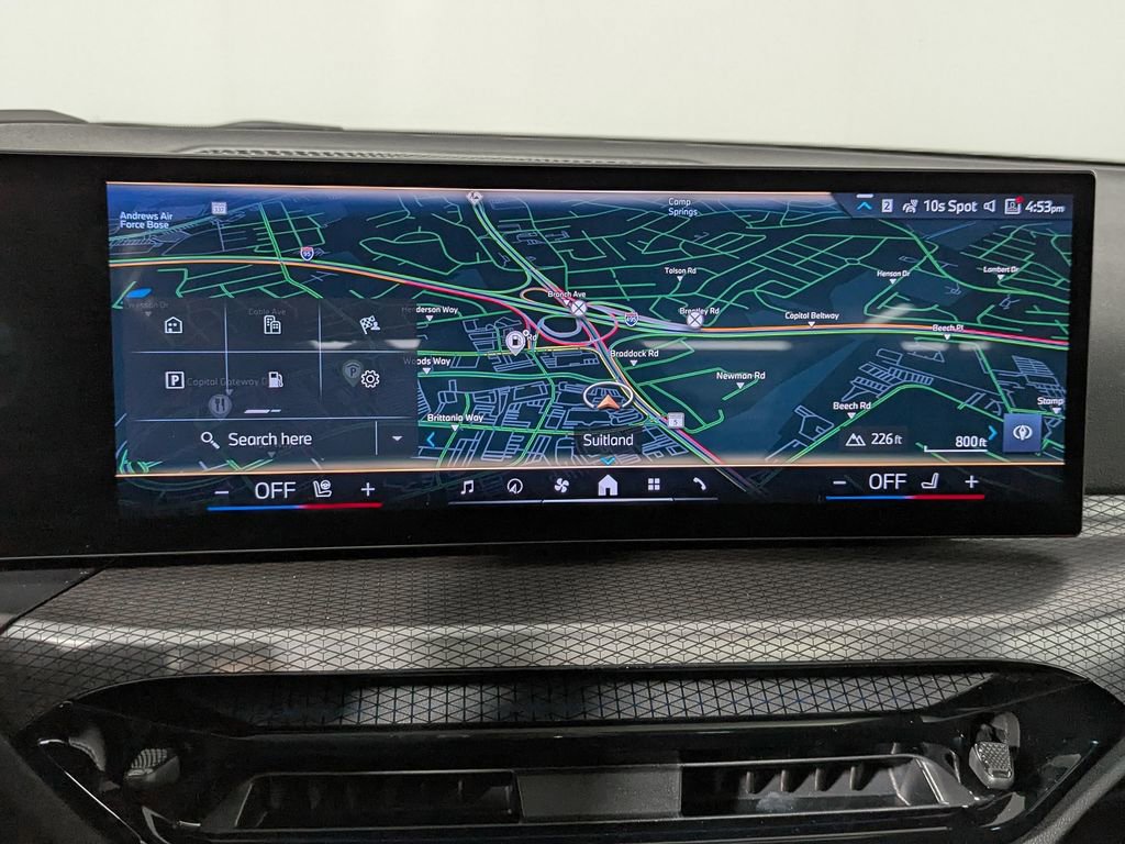 Used 2025 BMW 330i xDrive Sedan w/ M Sport Package image 19