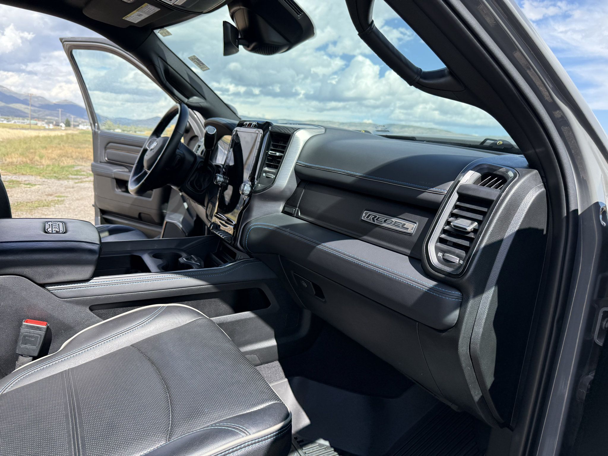Used 2024 RAM 2500 Rebel w/ Safety Group AWD/4WD image 38